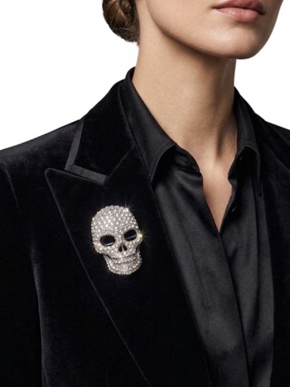 NWT Y2K Rhinestone Skull Brooch Pin Goth
Grunge Whimsigoth Glam Bling